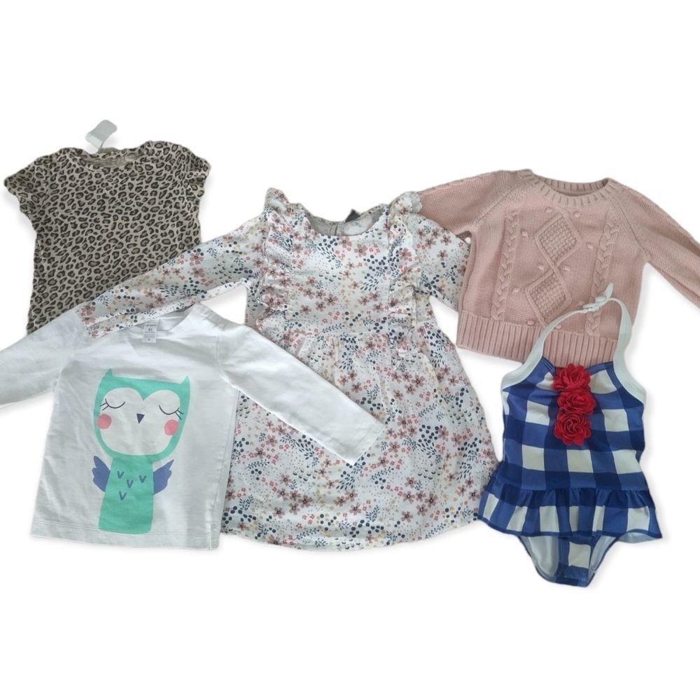 Buddle of Girl's 4T Clothes.